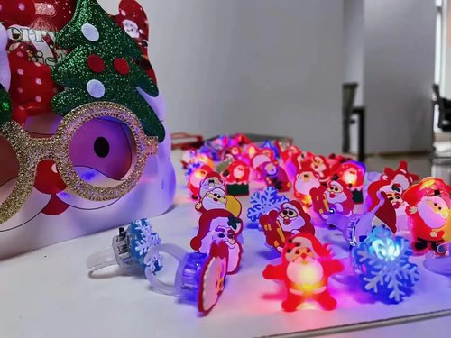 圣诞祝福与团队奋进视频封面